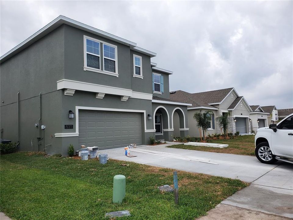 Recently Sold: $331,790 (5 beds, 3 baths, 2569 Square Feet)