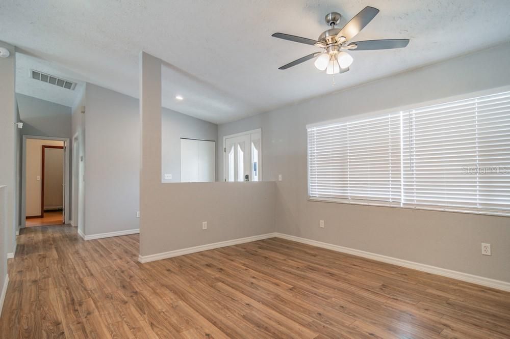Recently Sold: $255,000 (3 beds, 2 baths, 1784 Square Feet)