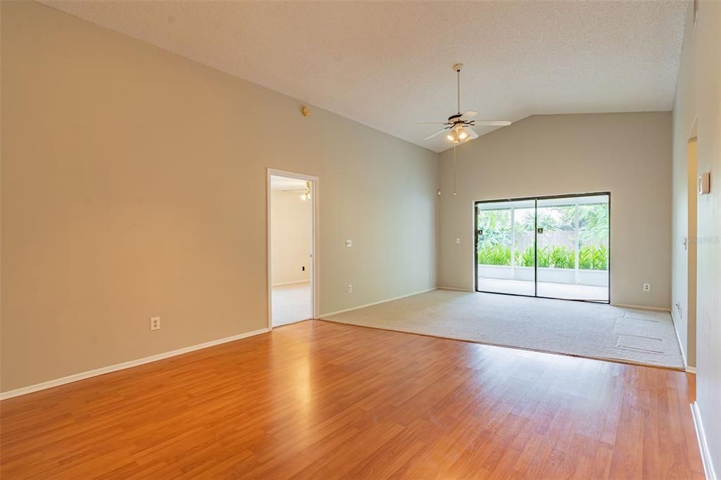 Recently Sold: $260,000 (3 beds, 2 baths, 1536 Square Feet)