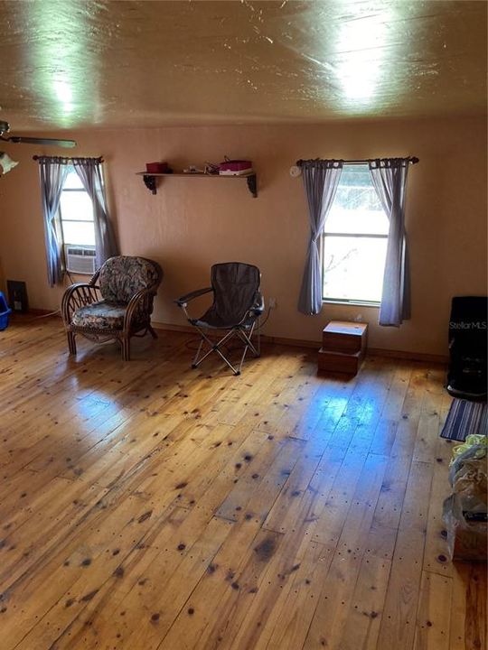 Recently Sold: $55,000 (3 beds, 1 baths, 720 Square Feet)