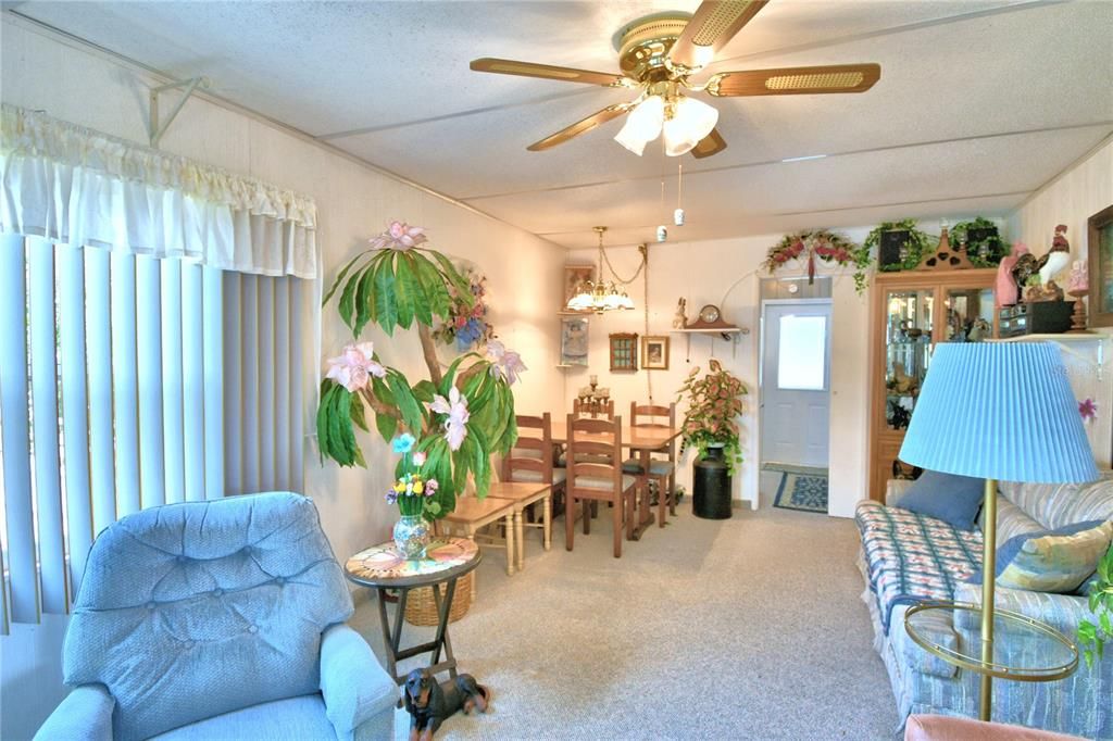 Recently Sold: $89,900 (1 beds, 1 baths, 408 Square Feet)