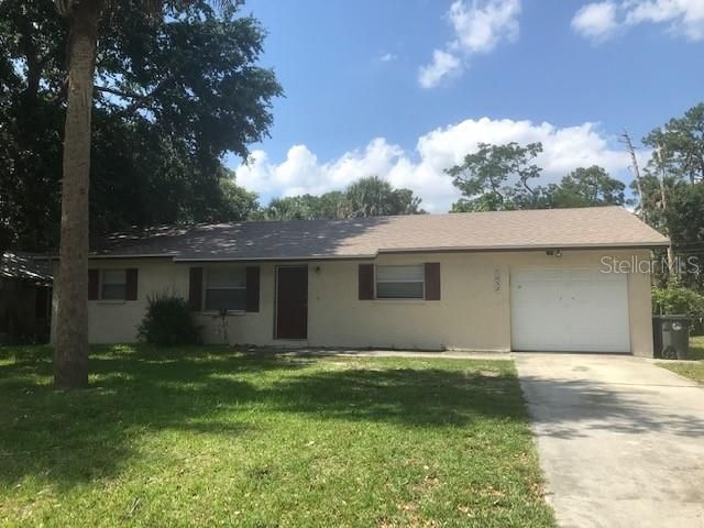 Recently Sold: $190,000 (3 beds, 2 baths, 1386 Square Feet)