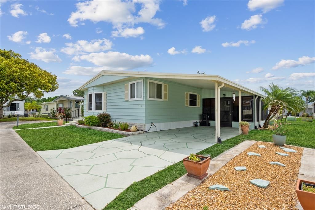 Recently Sold: $142,900 (2 beds, 2 baths, 1254 Square Feet)