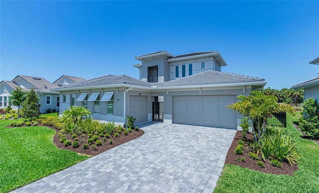 Недавно продано: $1,999,900 (4 спален, 5 ванн, 4173 Квадратных фут)