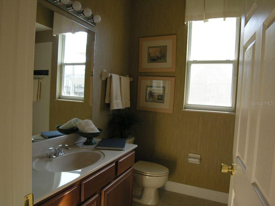 最近租的: $2,595 (4 贝兹, 3 浴室, 2450 平方英尺)