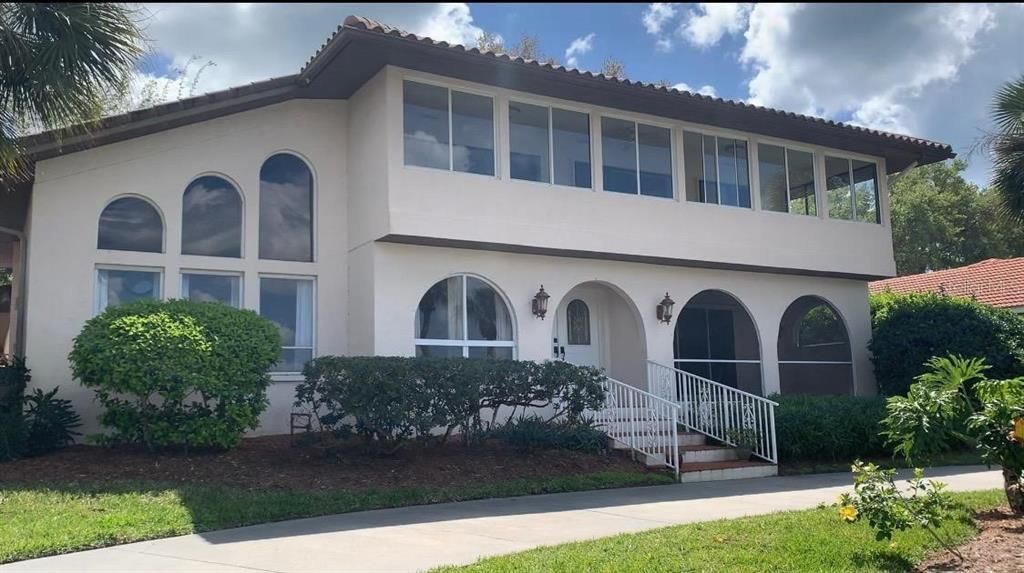 Recently Sold: $970,000 (4 beds, 4 baths, 3657 Square Feet)