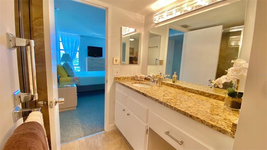 Недавно арендовано: $1,850 (2 спален, 2 ванн, 1325 Квадратных фут)