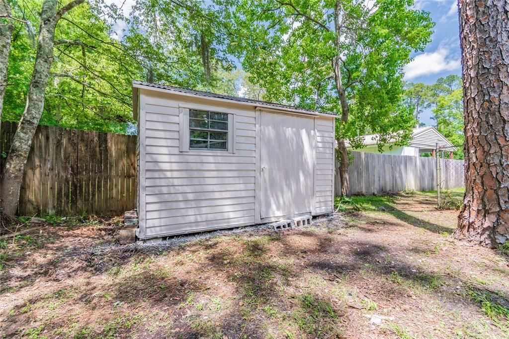 Recently Sold: $175,000 (3 beds, 1 baths, 1862 Square Feet)