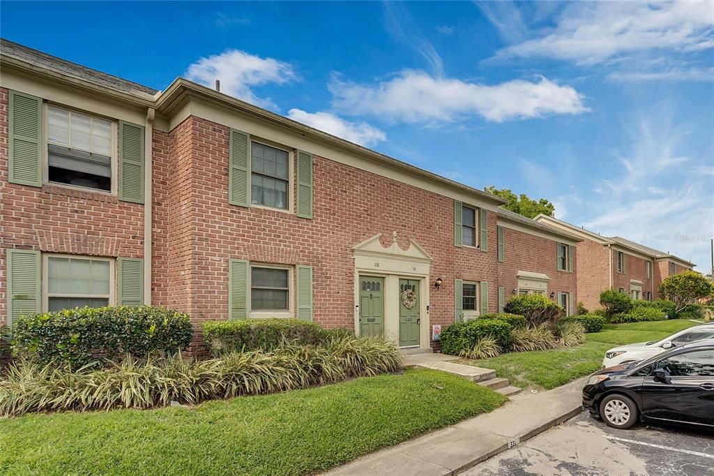 Recently Sold: $139,900 (2 beds, 2 baths, 1248 Square Feet)
