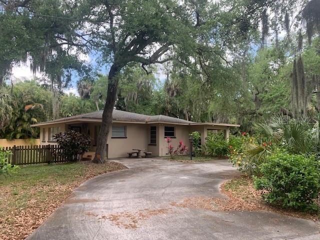 Recently Sold: $500,000 (2 beds, 1 baths, 1176 Square Feet)