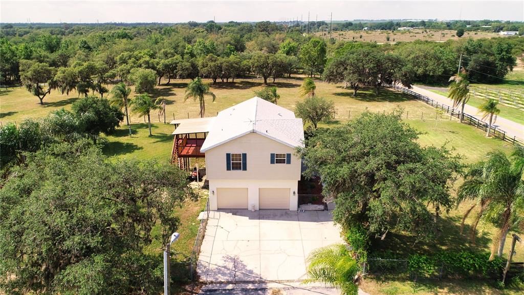 Recently Sold: $400,000 (4 beds, 3 baths, 1776 Square Feet)