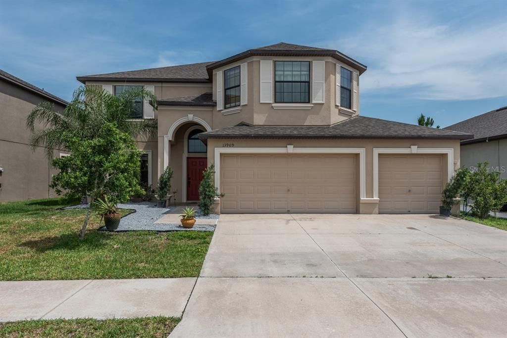 Recently Sold: $499,999 (5 beds, 3 baths, 3262 Square Feet)