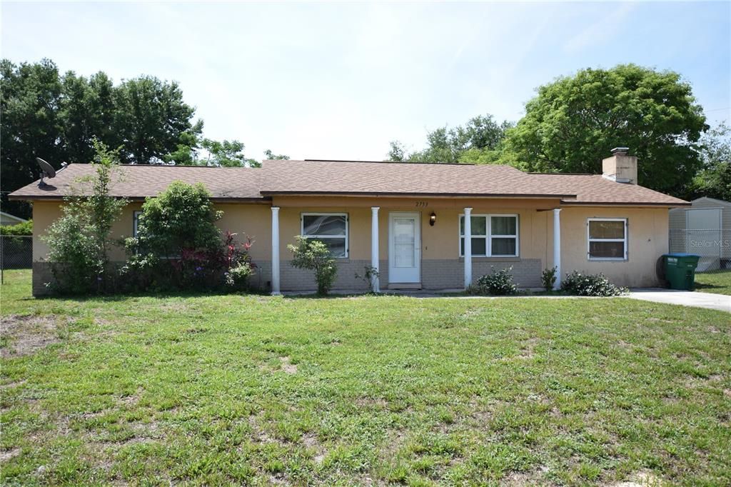 Recently Rented: $1,450 (3 beds, 2 baths, 1500 Square Feet)