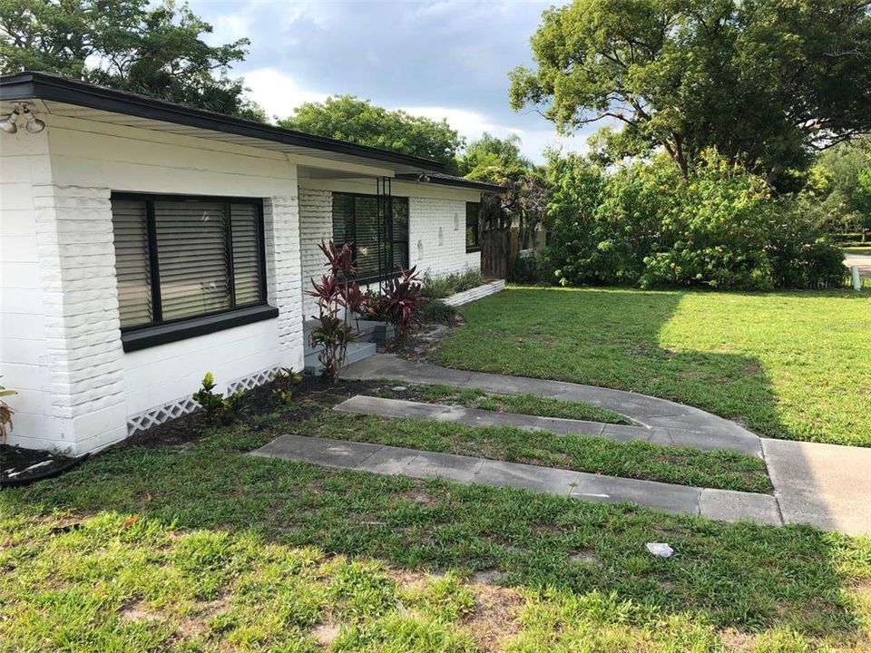 Recently Sold: $4,000 (0 beds, 0 baths, 1694 Square Feet)