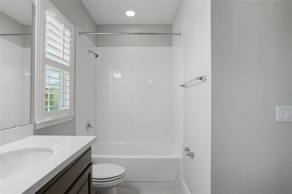 Недавно арендовано: $2,600 (4 спален, 3 ванн, 2499 Квадратных фут)