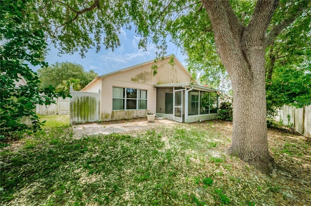 Recently Sold: $275,000 (4 beds, 2 baths, 1665 Square Feet)