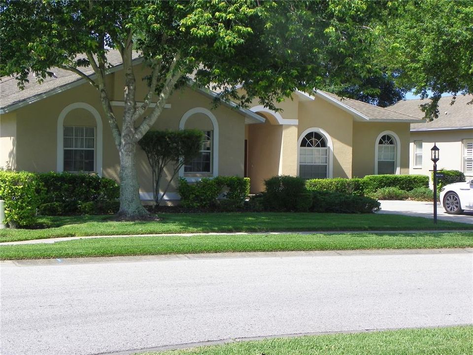 Vendido Recientemente: $323,000 (3 camas, 2 baños, 2314 Pies cuadrados)