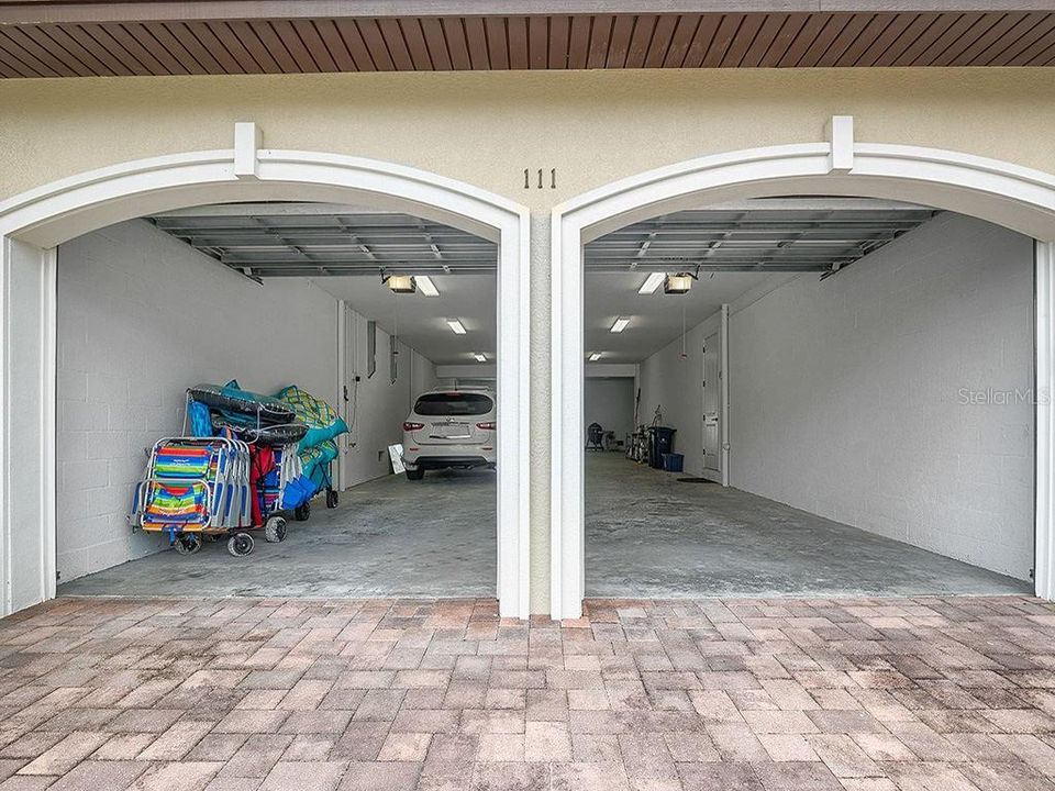 Garage accommodates 6 cars - tandem parking.