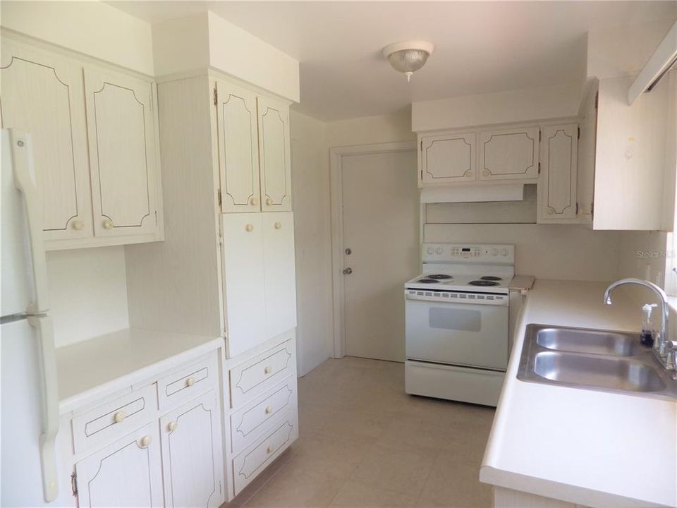 Recently Rented: $1,475 (2 beds, 2 baths, 1198 Square Feet)