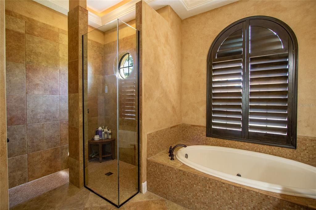 Недавно арендовано: $3,200 (4 спален, 3 ванн, 2472 Квадратных фут)