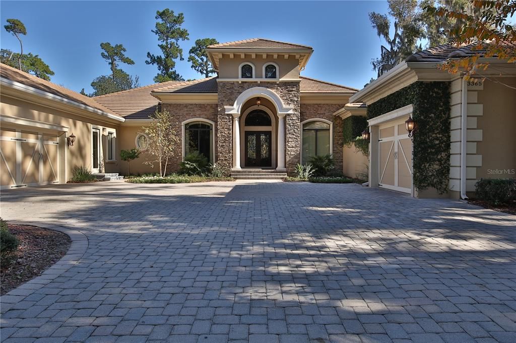 Recently Sold: $1,900,000 (4 beds, 4 baths, 4448 Square Feet)