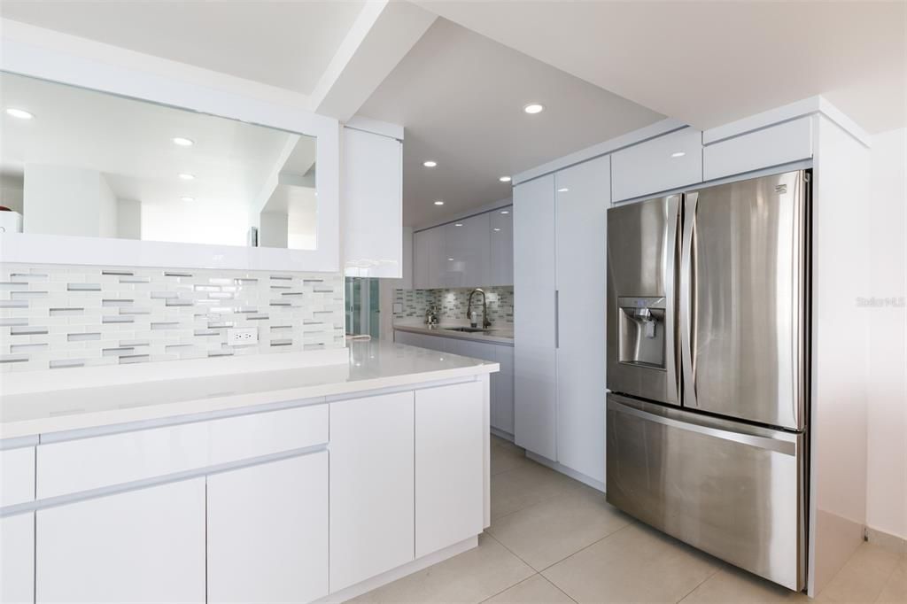 Recently Sold: $985,000 (3 beds, 2 baths, 3185 Square Feet)