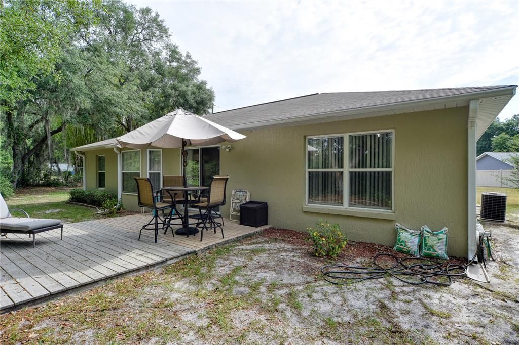 Recently Sold: $174,900 (3 beds, 2 baths, 1429 Square Feet)