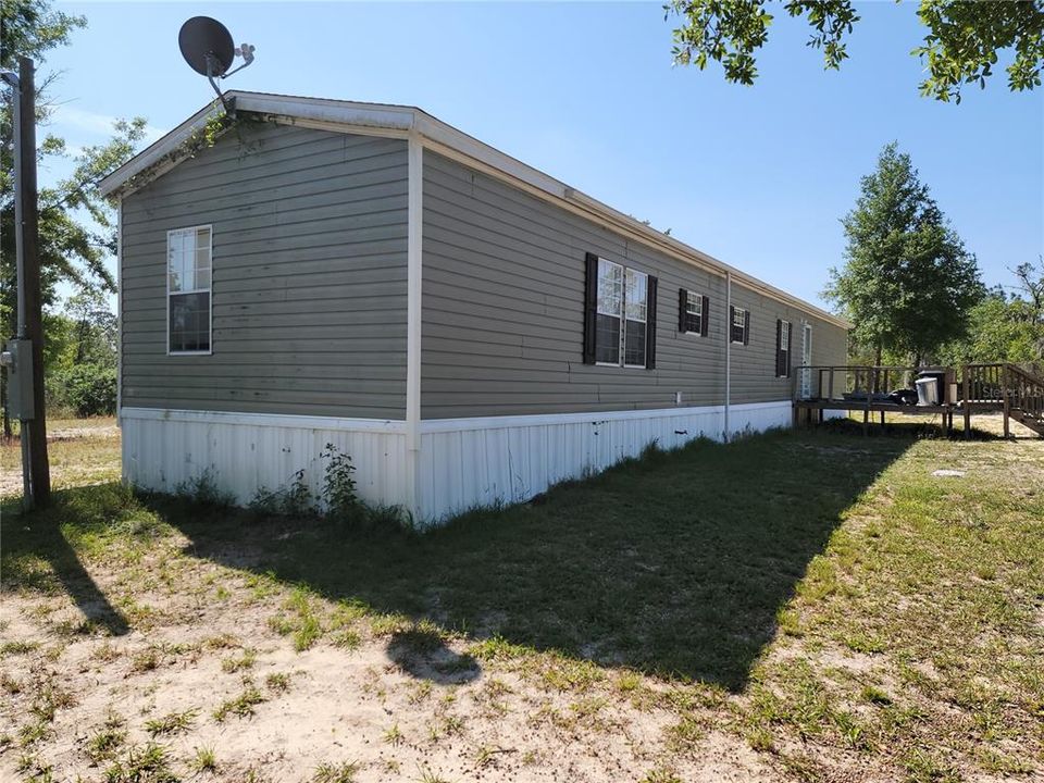 Recently Sold: $118,000 (3 beds, 2 baths, 1140 Square Feet)