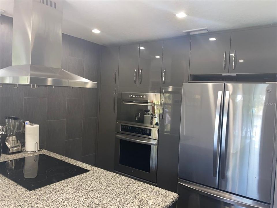 Recently Sold: $610,000 (3 beds, 2 baths, 1420 Square Feet)