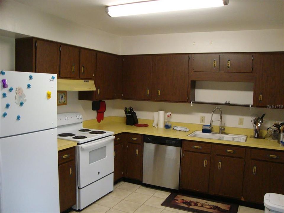 Recently Rented: $1,100 (2 beds, 2 baths, 1000 Square Feet)