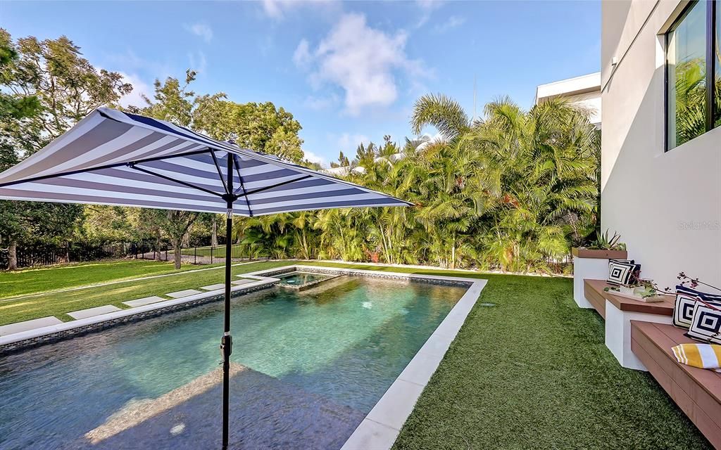 Recently Sold: $1,850,000 (3 beds, 3 baths, 3360 Square Feet)