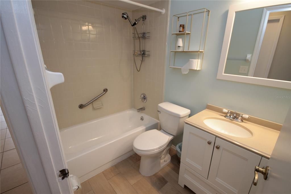 最近租的: $1,699 (3 贝兹, 2 浴室, 1410 平方英尺)