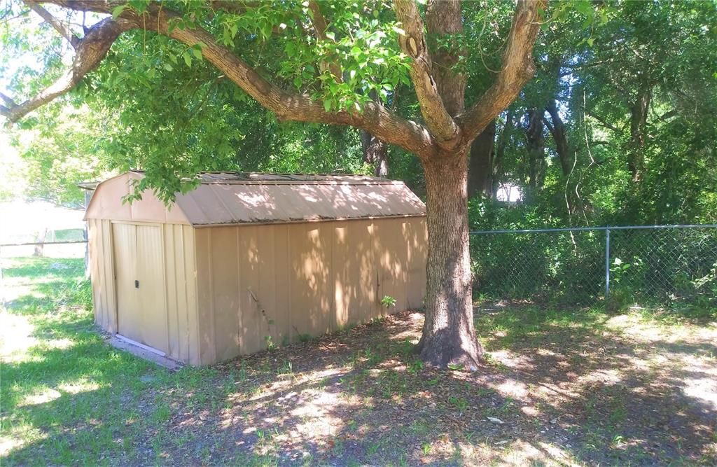 Recently Rented: $1,495 (3 beds, 2 baths, 1100 Square Feet)