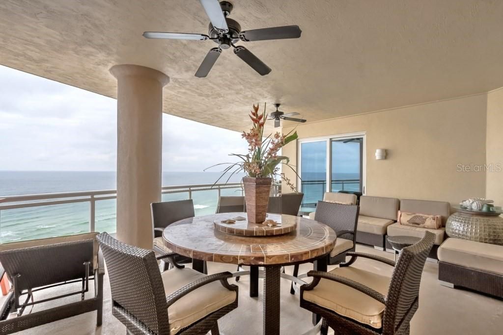 Recently Sold: $1,200,000 (3 beds, 3 baths, 2848 Square Feet)