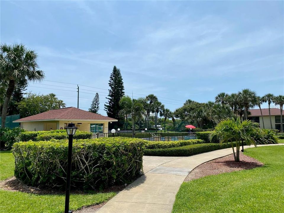 Recently Sold: $274,999 (2 beds, 2 baths, 1089 Square Feet)
