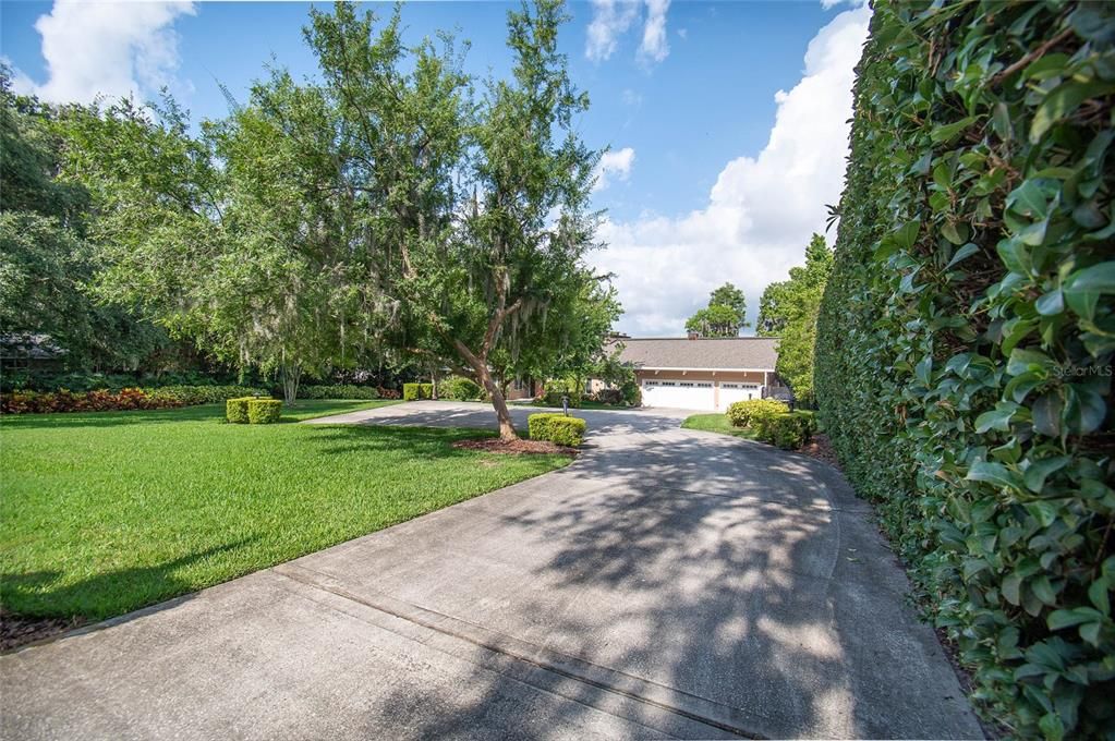 Recently Sold: $1,275,000 (5 beds, 4 baths, 5716 Square Feet)