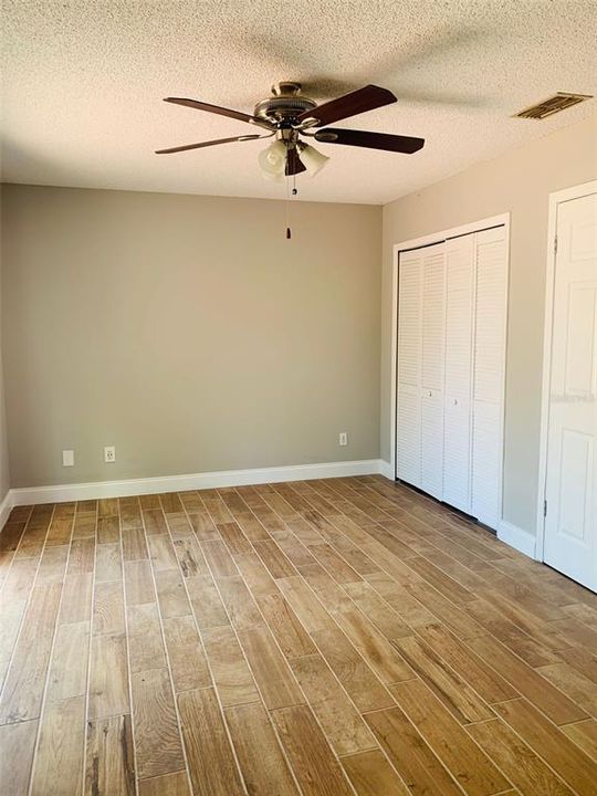 Recently Rented: $1,350 (2 beds, 2 baths, 1100 Square Feet)