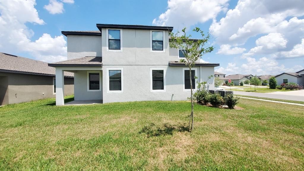 Recently Sold: $335,000 (5 beds, 2 baths, 2567 Square Feet)