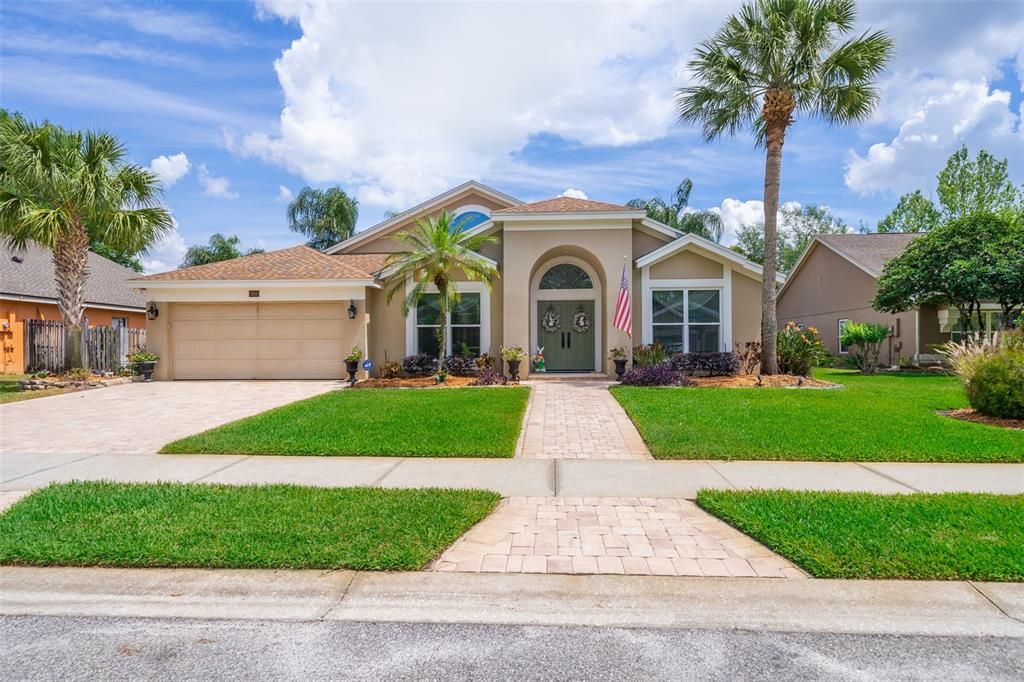 Recently Sold: $463,000 (4 beds, 3 baths, 2517 Square Feet)