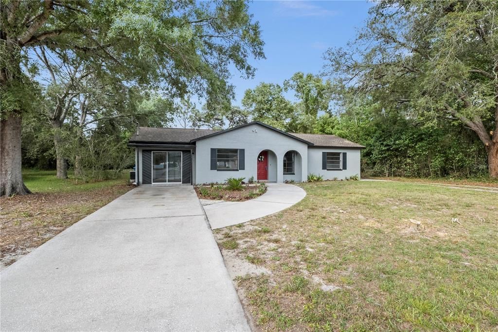 Recently Sold: $214,900 (4 beds, 2 baths, 1664 Square Feet)