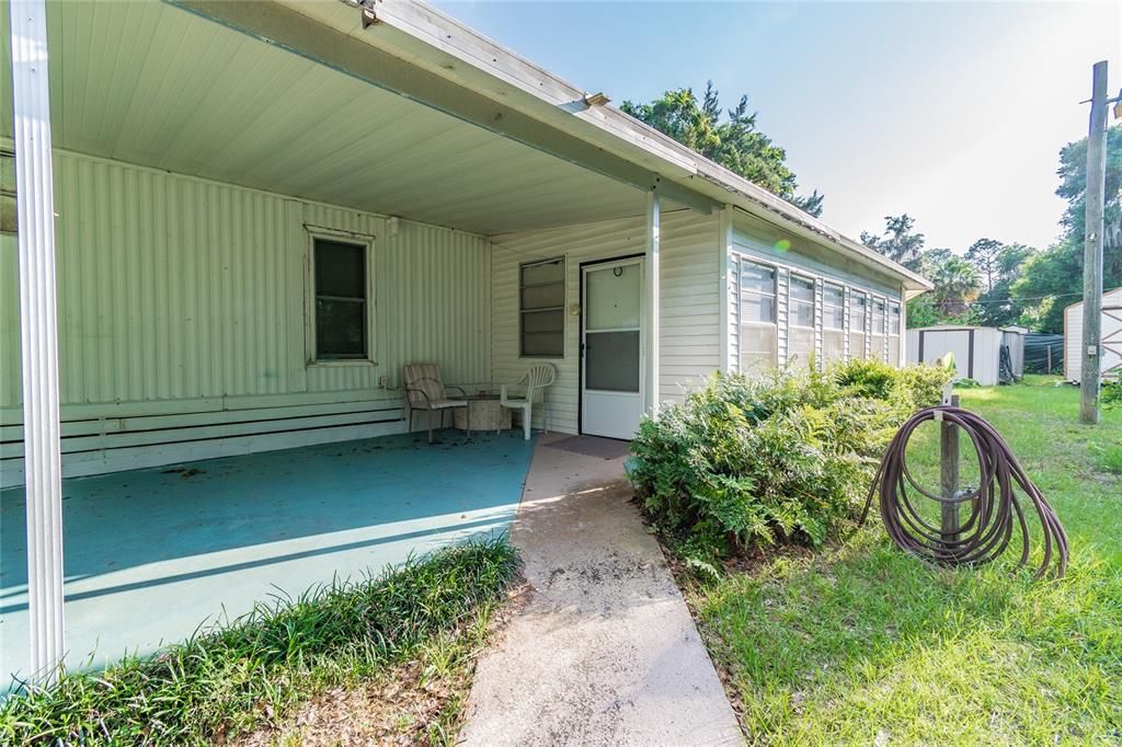 Recently Sold: $58,000 (2 beds, 1 baths, 960 Square Feet)