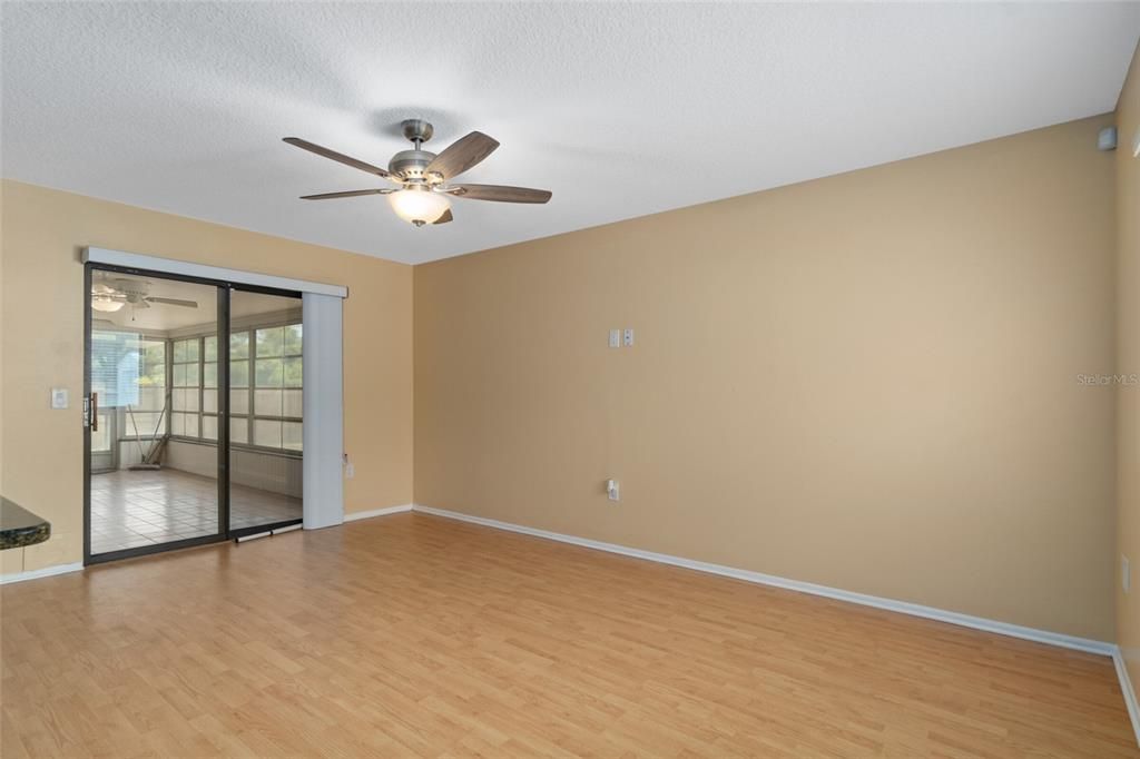 Huge Family Room with Pergo Laminate Floors
