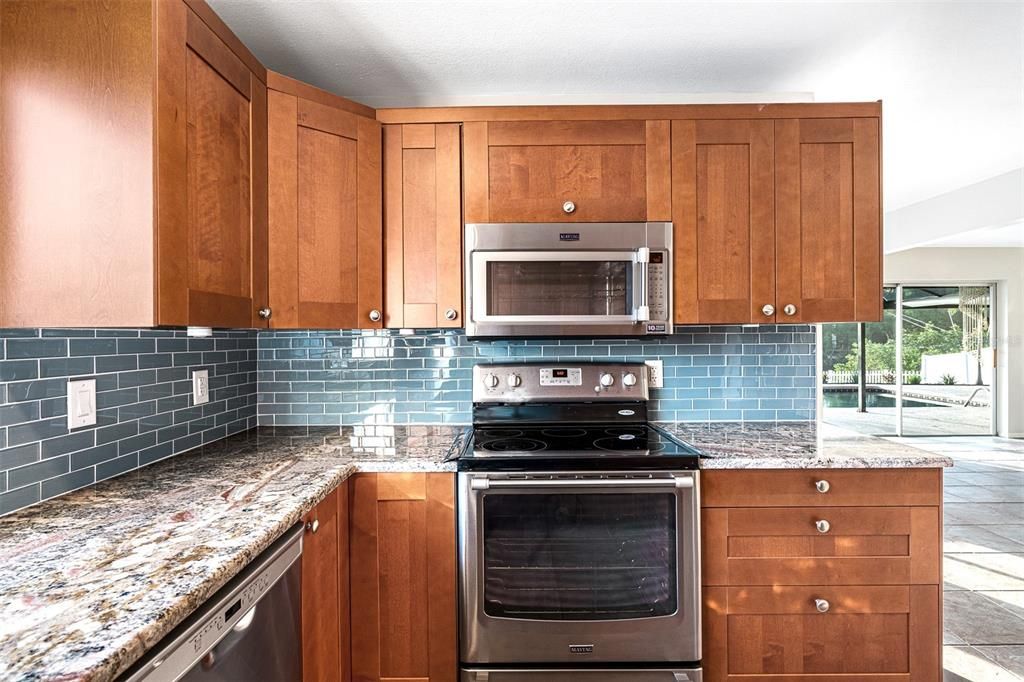 Recently Sold: $785,000 (3 beds, 2 baths, 1938 Square Feet)