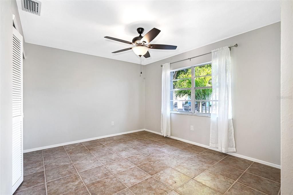 Recently Sold: $785,000 (3 beds, 2 baths, 1938 Square Feet)