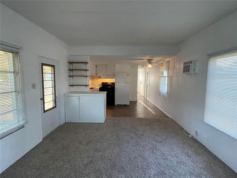 Recently Sold: $34,900 (1 beds, 1 baths, 480 Square Feet)
