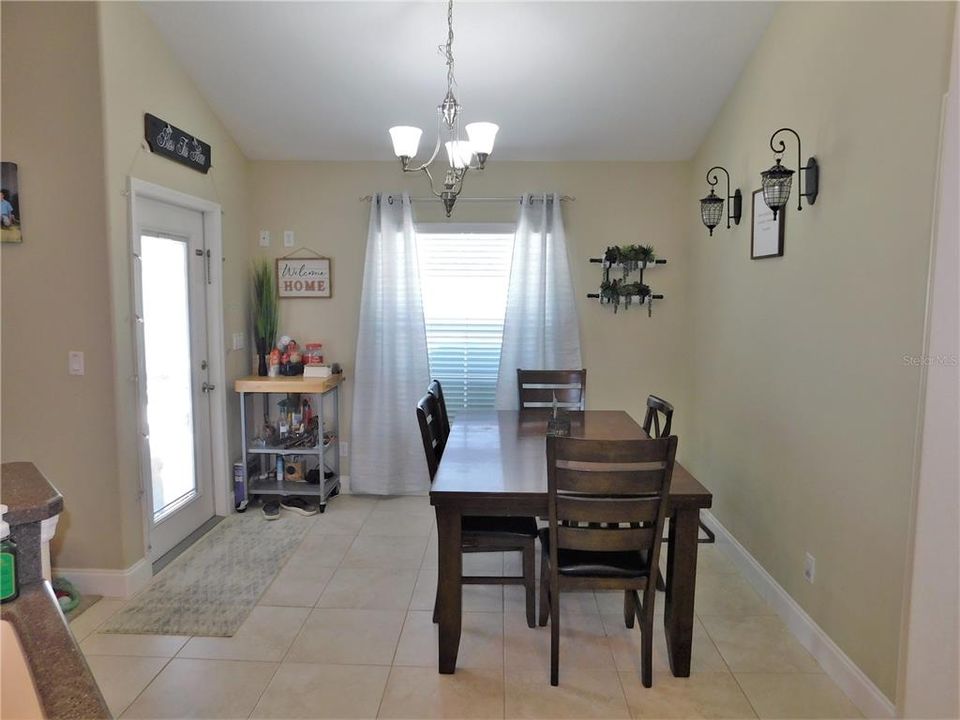 Recently Sold: $330,000 (4 beds, 2 baths, 2009 Square Feet)