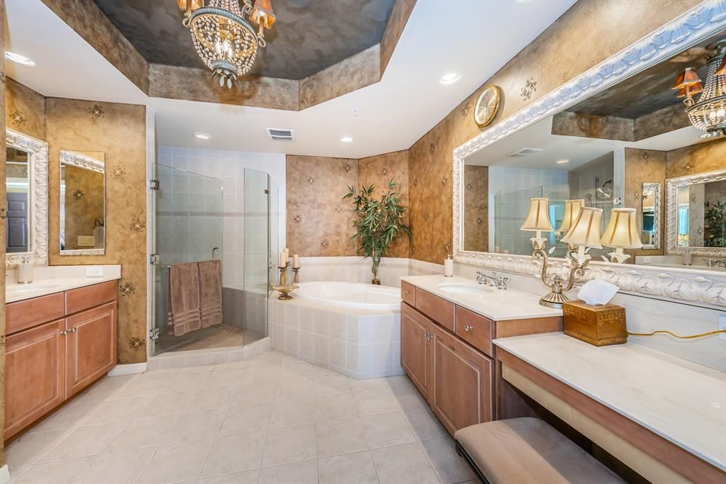 Недавно продано: $1,499,000 (3 спален, 3 ванн, 2760 Квадратных фут)