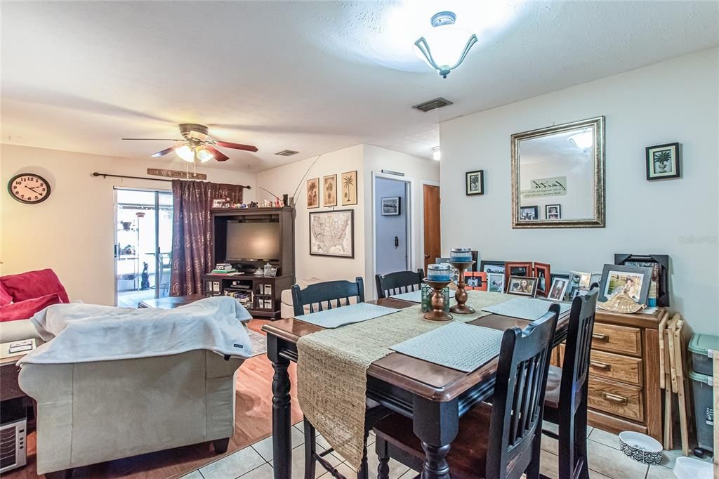 Recently Sold: $88,000 (2 beds, 1 baths, 794 Square Feet)