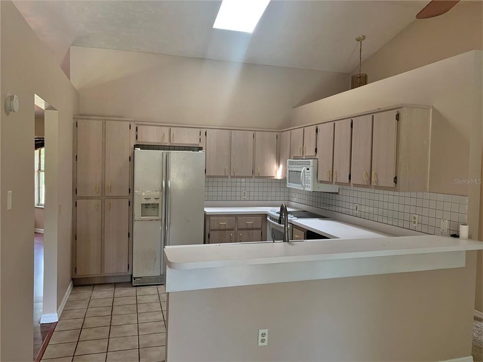 Recently Sold: $234,500 (3 beds, 2 baths, 1715 Square Feet)