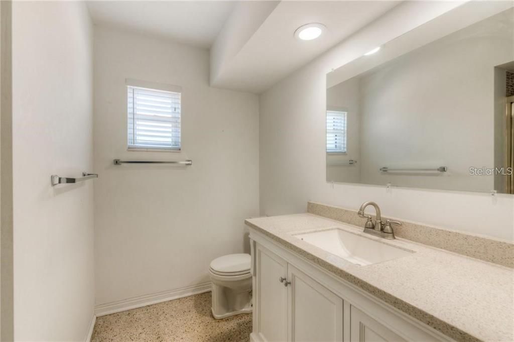 最近租的: $2,700 (3 贝兹, 2 浴室, 1512 平方英尺)